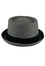 BerrettotipoPorkei-grigio-bellagio-manifatture-alghero