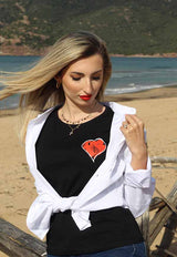 t-shirt--contone-donna-colore-nero-con disegno-cuore-bellagio-manifatture-alghero-