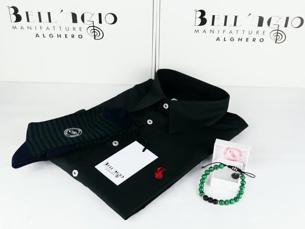 camicia-nera-calze-a-righe-bracciale-perle.di-pietra-bellagio-manifatture-itali