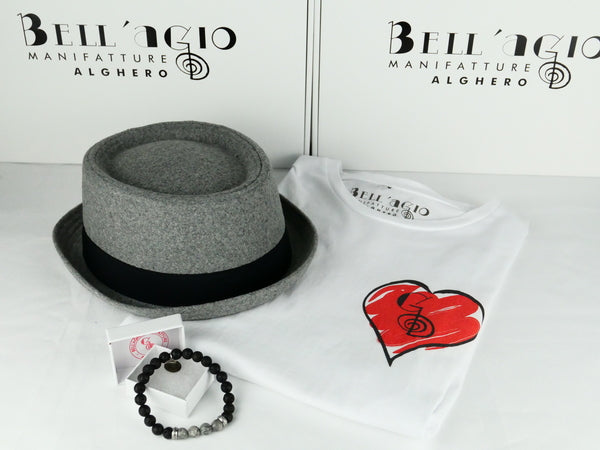 Set regalo T-shirt Cuore, bianca, Cotone Organico, berretto porkey, bracciale in perle di pietra